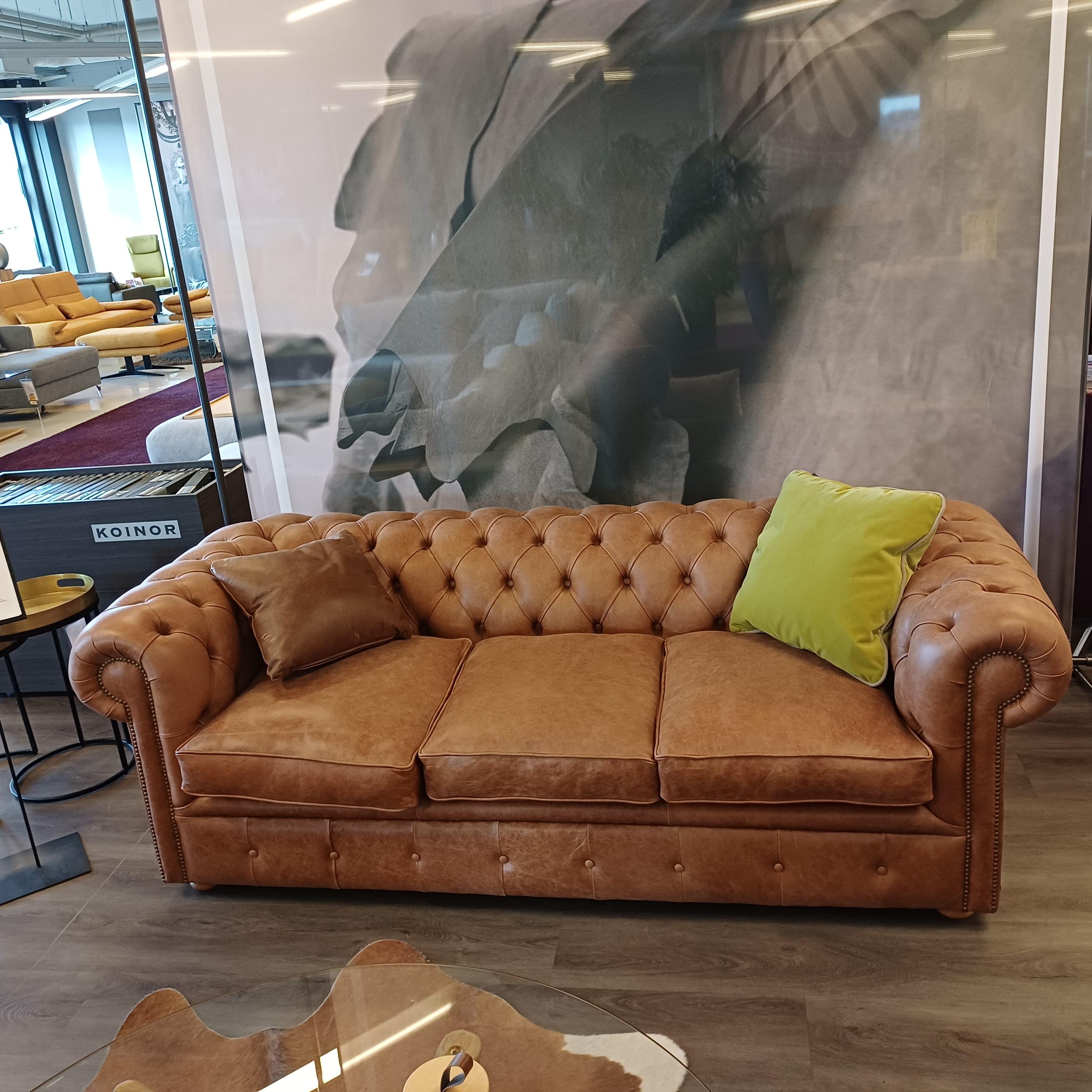Chesterfield Sofa 3,5-Sitzer mit Sessel in Leder