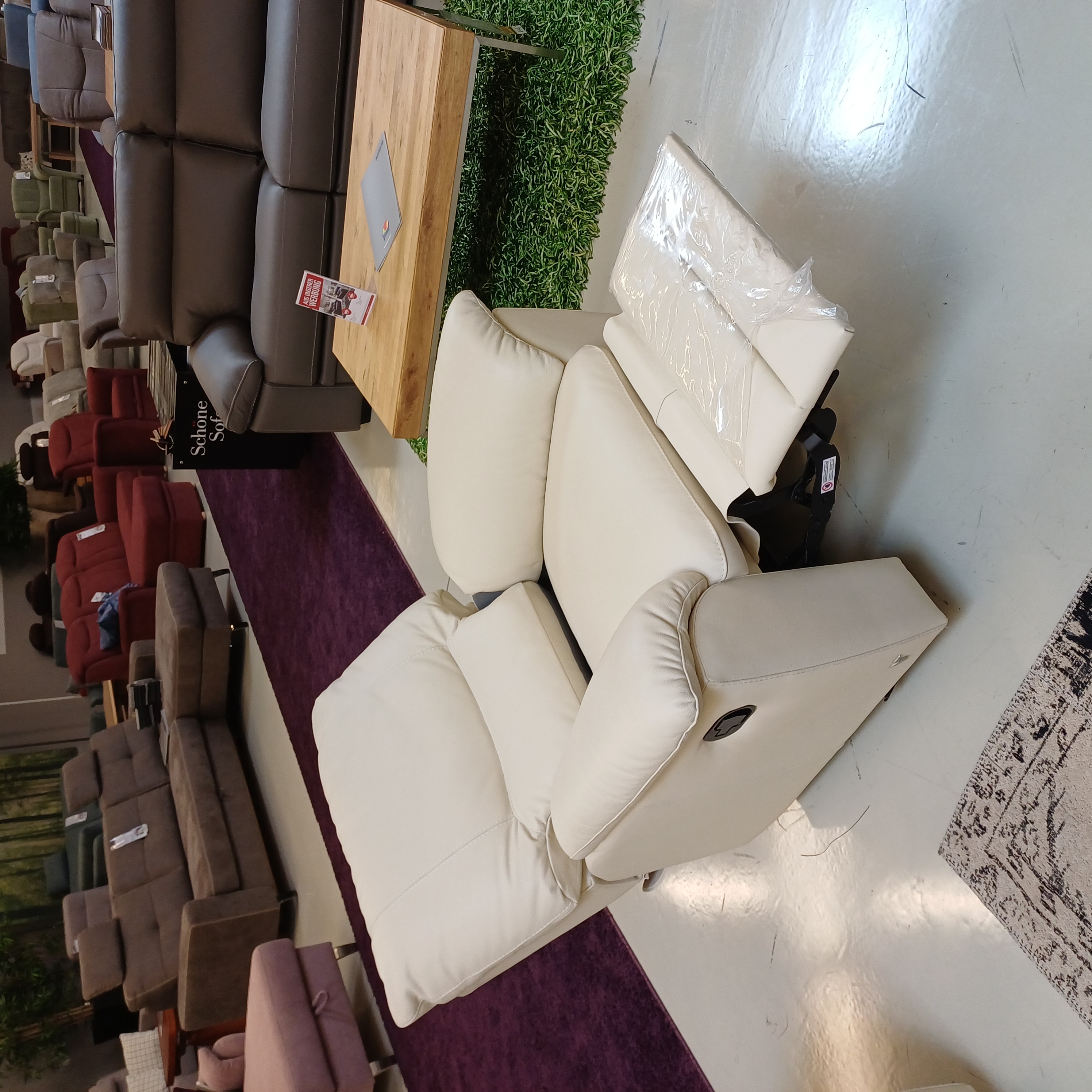 Funktionsgarnitur in Leder beige mit Sessel