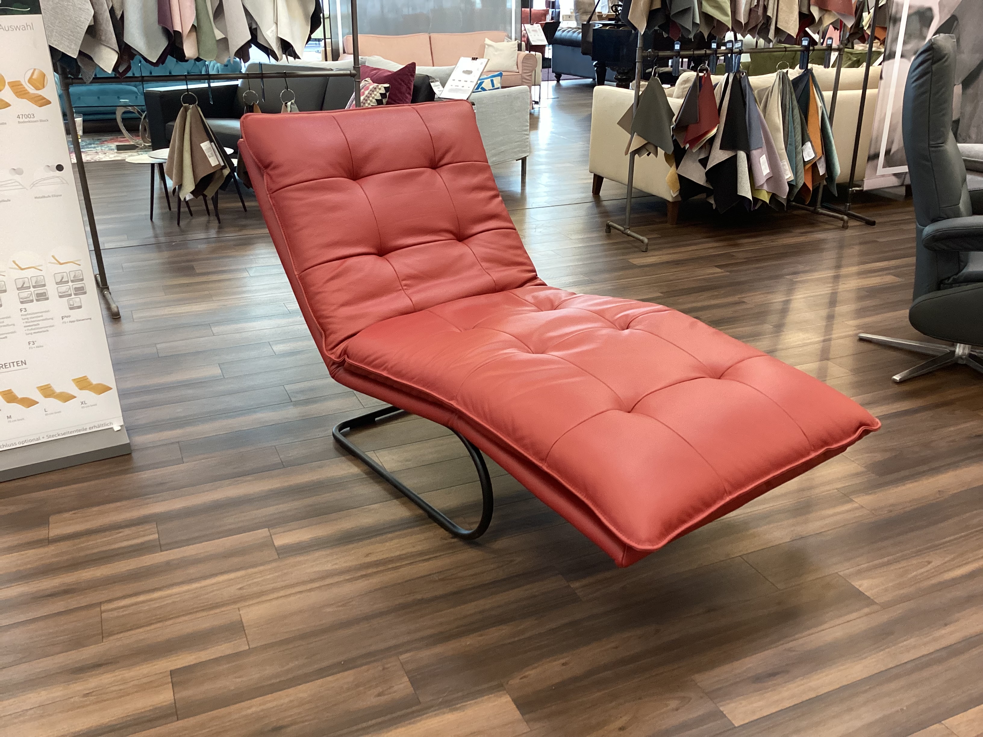 Liege von W.Schillig in Leder rot