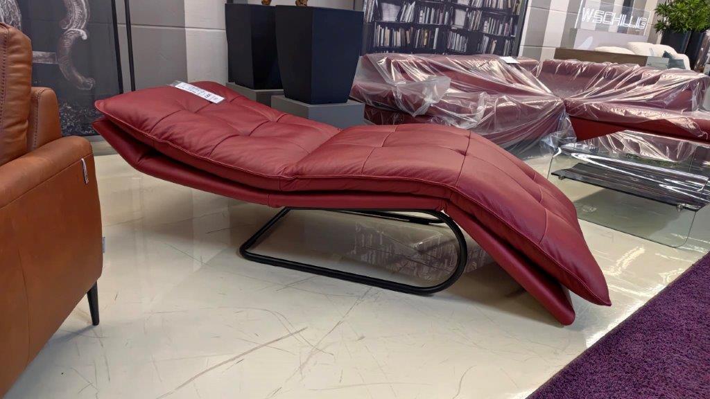 Relaxliege mit manueller Verstellung in Leder